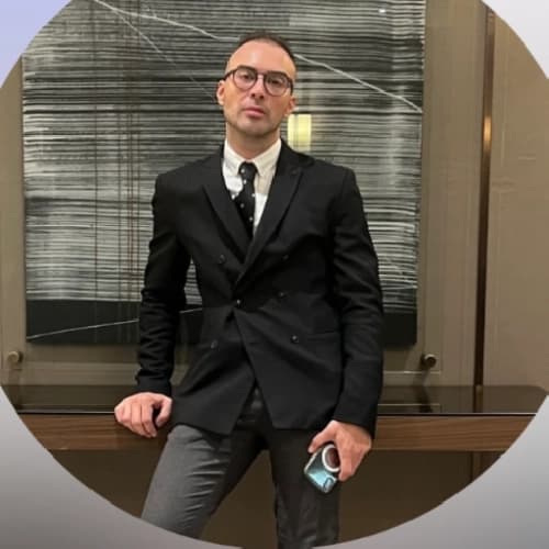 Uzm. Dr. Dt. Caner Yılmaz Profil Fotoğrafı