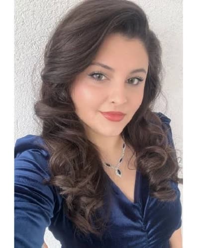 Dr. Mine Nur Zafer Profil Fotoğrafı