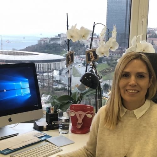 Op. Dr. Emine Özel Taşhan Profil Fotoğrafı