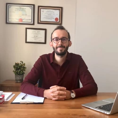 Uzm. Dr. Güçlü Ayaz