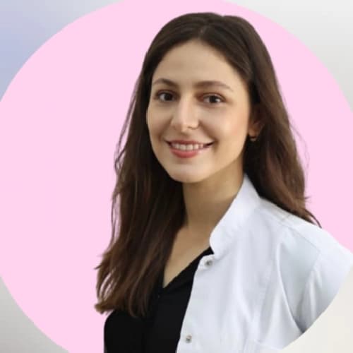 Ergoterapist Begüm Pak Profil Fotoğrafı