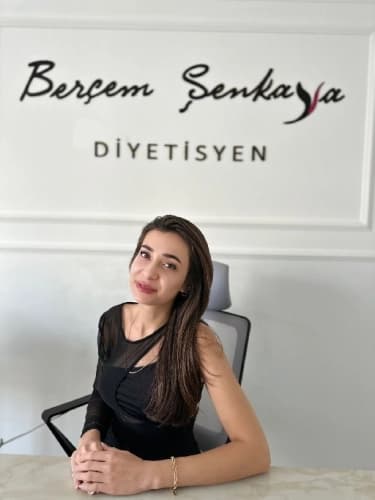 Dyt. Berçem Şenkaya Profil Fotoğrafı