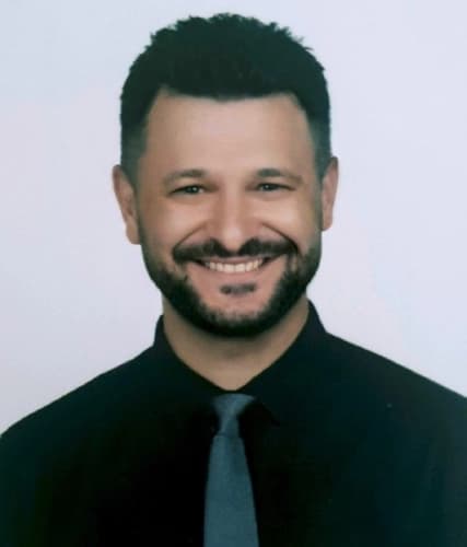 Uzm. Dr. Özgür Karaarslan