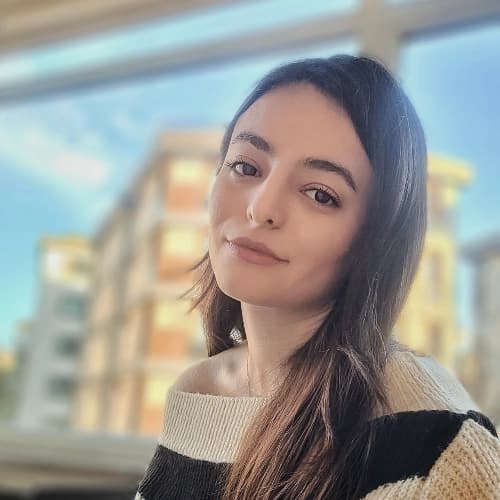 Klinik Psikolog Büşra Erdoğan Profil Fotoğrafı
