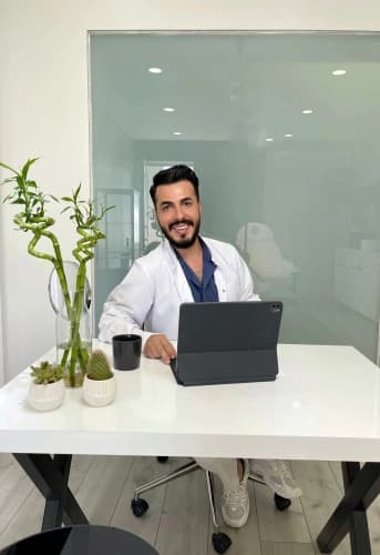 Dr. Ayhan Taş