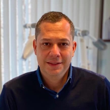 Dr. Dt. Arda Alaçam Profil Fotoğrafı