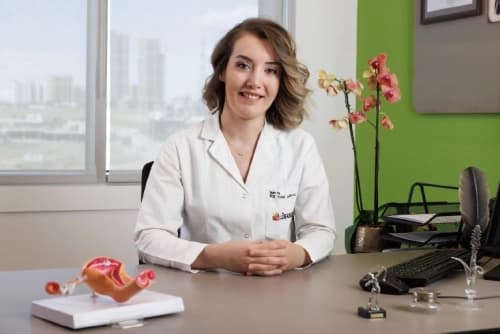 Op. Dr. Elif Nazlı Çetindağ Profil Fotoğrafı