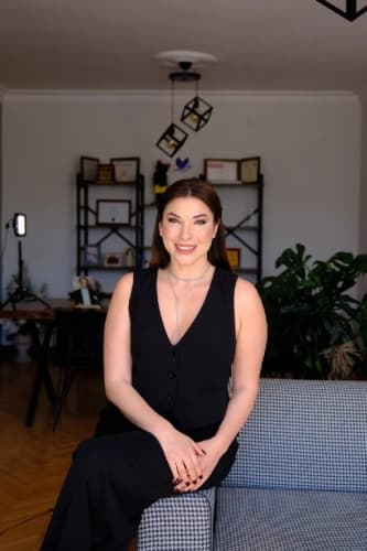 Uzm. Psk. Gizem Göçtü Yarım Profil Fotoğrafı
