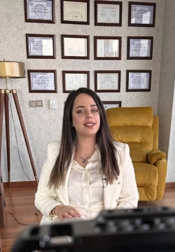 Klinik Psikolog Helin Karakılıç Profil Fotoğrafı