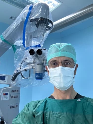 Doç. Dr. Alparslan Kırık Profil Fotoğrafı