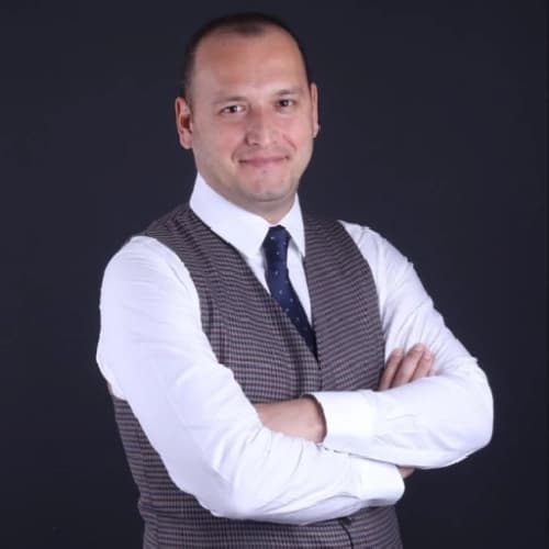 Uzm. Dr. Ali Uğur Ünal