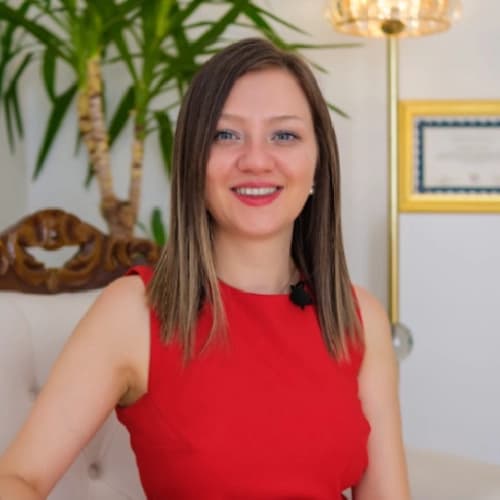 Klinik Psikolog Dolunay Zümrüt Çetin Profil Fotoğrafı