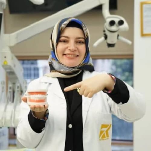 Dr. Dt. Duygu Yıldızeli