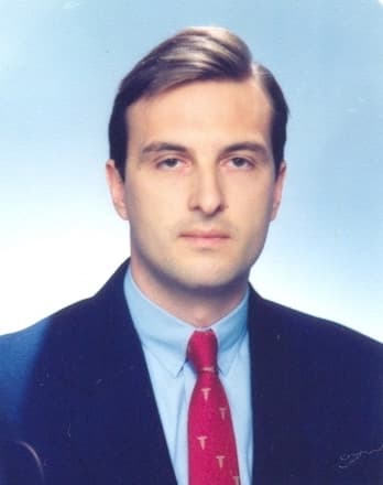 Uzm. Dr. Işık Hasan Özgü Profil Fotoğrafı