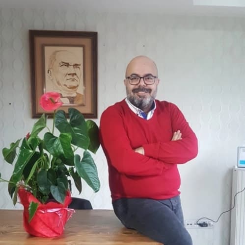 Uzm. Dr. Veysel Umut Sadıkoğlu Profil Fotoğrafı