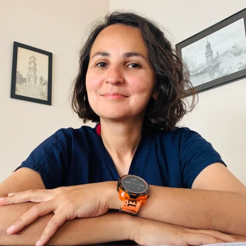 Dr. Dt. Nazlı Ulutürk Profil Fotoğrafı