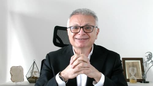 Uzm. Dr. Erhan Özel Profil Fotoğrafı