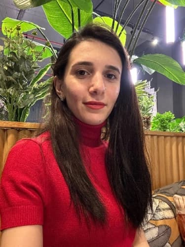 Uzman Aile Danışmanı Aleyna Öztürk Profil Fotoğrafı