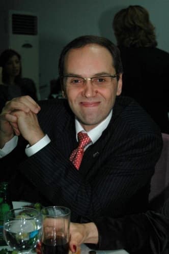 Prof. Dr. Mete Edizer Profil Fotoğrafı