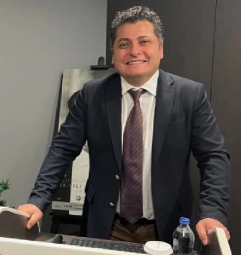 Prof. Dr. Mehmet Erhan Türkoğlu