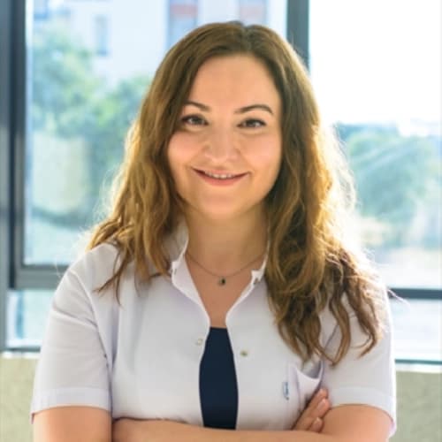 Op. Dr. Emel Peru Yücel Profil Fotoğrafı