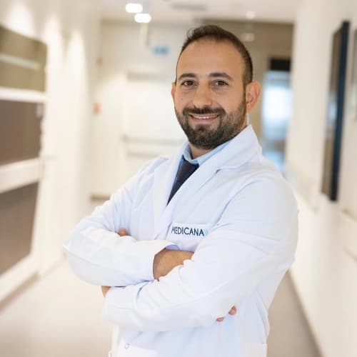 Op. Dr. Ömer İlker Göçmen Profil Fotoğrafı