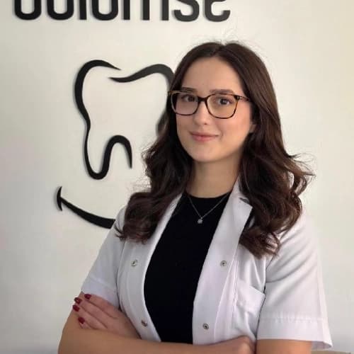 Dt. Nilay Hafızoğlu Profil Fotoğrafı