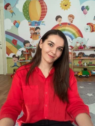 Klinik Psikolog Nazlı Aybike Sakmanlı Profil Fotoğrafı