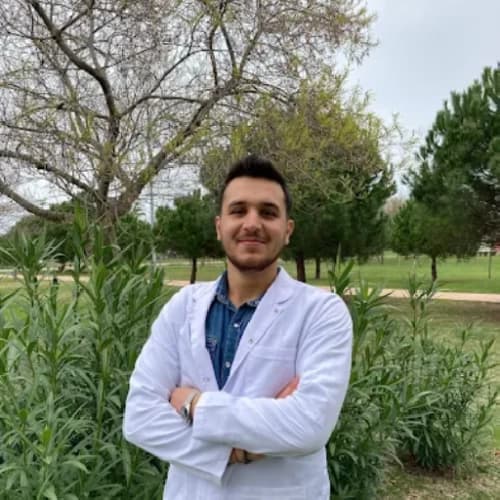 Dil ve Konuşma Terapisti İsmet Uyar Profil Fotoğrafı