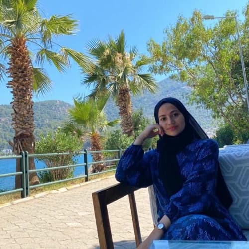 Dil ve Konuşma Terapisti Esmanur Taşyüz Profil Fotoğrafı