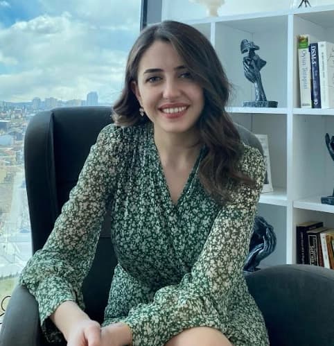 Uzm. Psk. Zeynep Ecem Özkan Profil Fotoğrafı