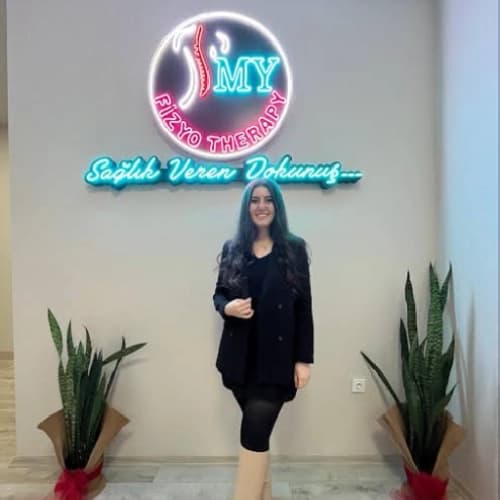 Fzt. Merve Yerlikaya Profil Fotoğrafı