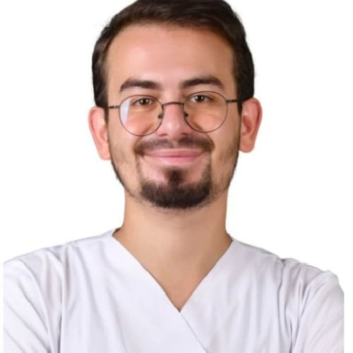 Dt. Emirhan Tongal Profil Fotoğrafı