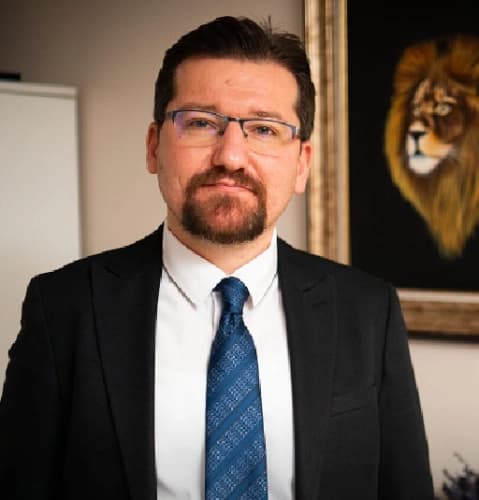 Doç. Dr. Emre Günakan Profil Fotoğrafı