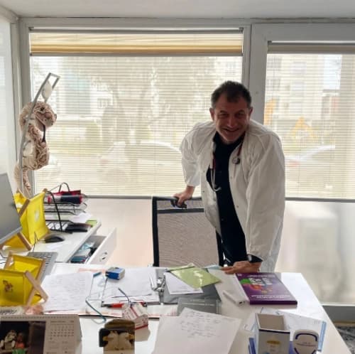 Uzm. Dr. Feridun Özdamar Profil Fotoğrafı