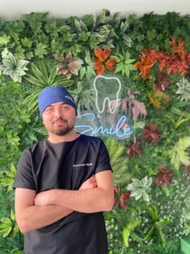 Dt. Yavuzhan Süllü Profil Fotoğrafı