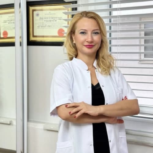 Op. Dr. Zeynep Gökçe Uslu Profil Fotoğrafı