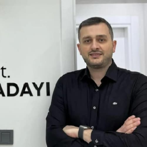 Uzm. Dt. Uğur Karadayı Profil Fotoğrafı
