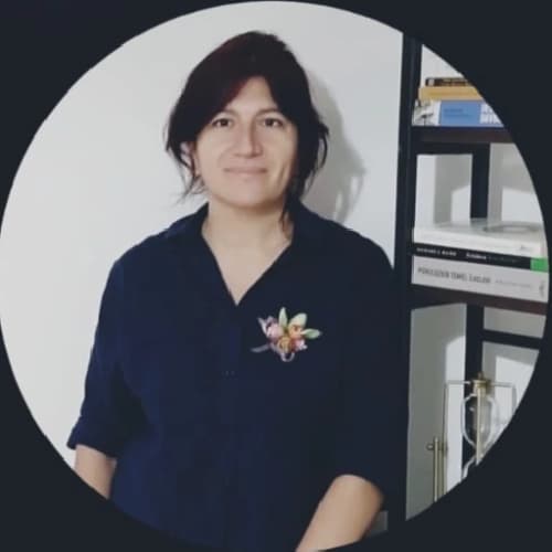 Klinik Psikolog Ayşe Öztürk Profil Fotoğrafı