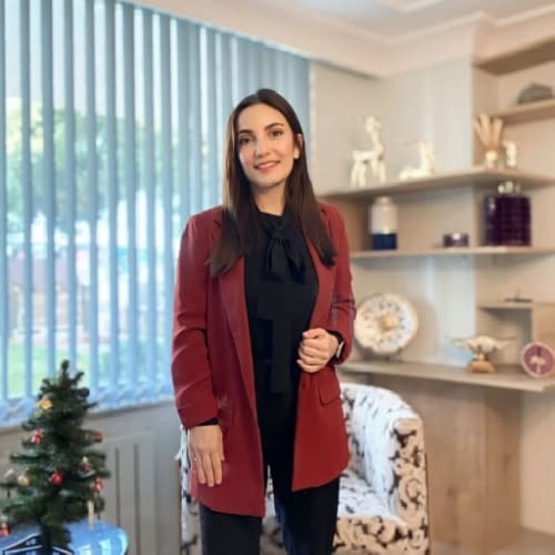 Uzm. Dyt. Sevinç Sevinçer Profil Fotoğrafı