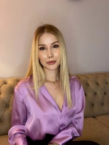 Psk. Ece İnce Profil Fotoğrafı