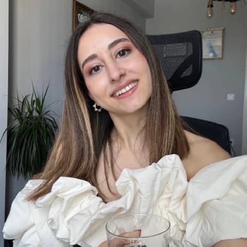 Dyt. Beyza Karakurt