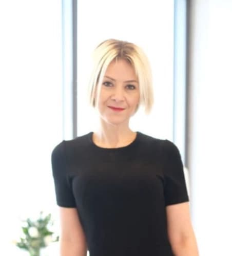 Uzm. Dr. Elif Yağlı Profil Fotoğrafı