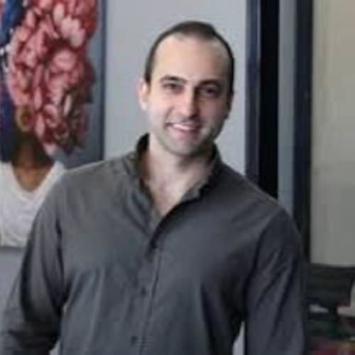 Uzm. Dt. Şevket Şahin
