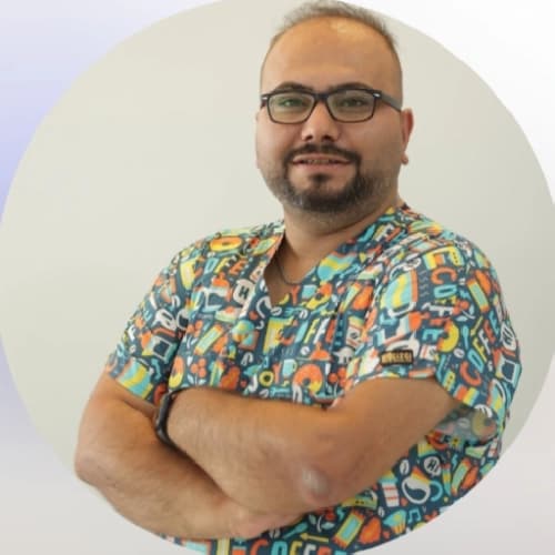 Dt. Mustafa Üstek