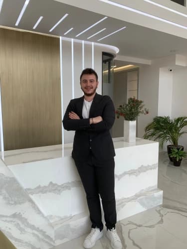 Dt. Burak Irkörücü Profil Fotoğrafı