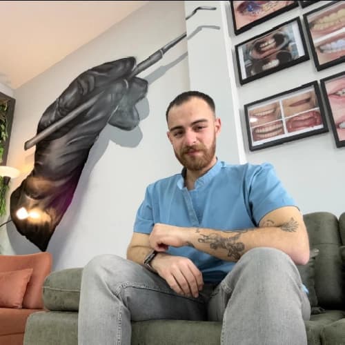 Dt. Ulaş Algül