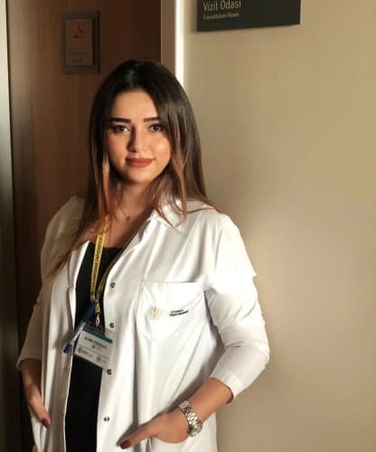Klinik Psikolog Tuğçe Küçüközcan Profil Fotoğrafı