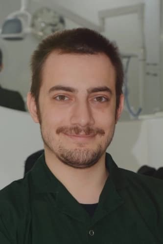 Dt. Hasan Berat Türe Profil Fotoğrafı
