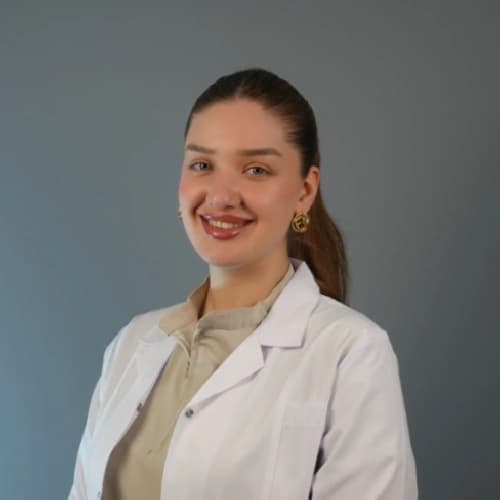 Dt. Zeynep Hürmüzlü